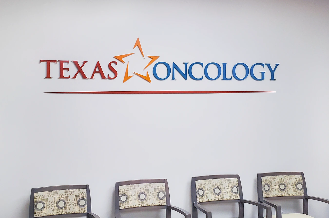 Dimensional logo at Texas Oncology